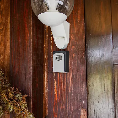 Of Rising Sun בקתה *