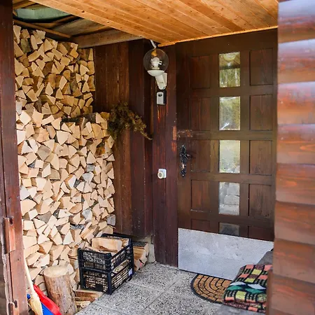 Of Rising Sun בקתה Goreljek