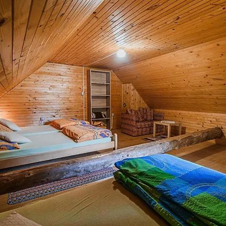 Of Rising Sun בקתה *