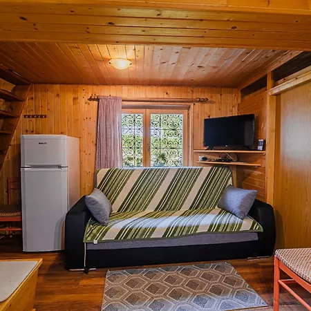 בקתה Of Rising Sun Goreljek