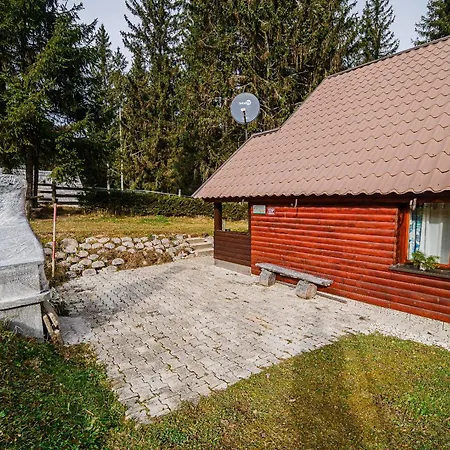 Of Rising Sun בקתה *